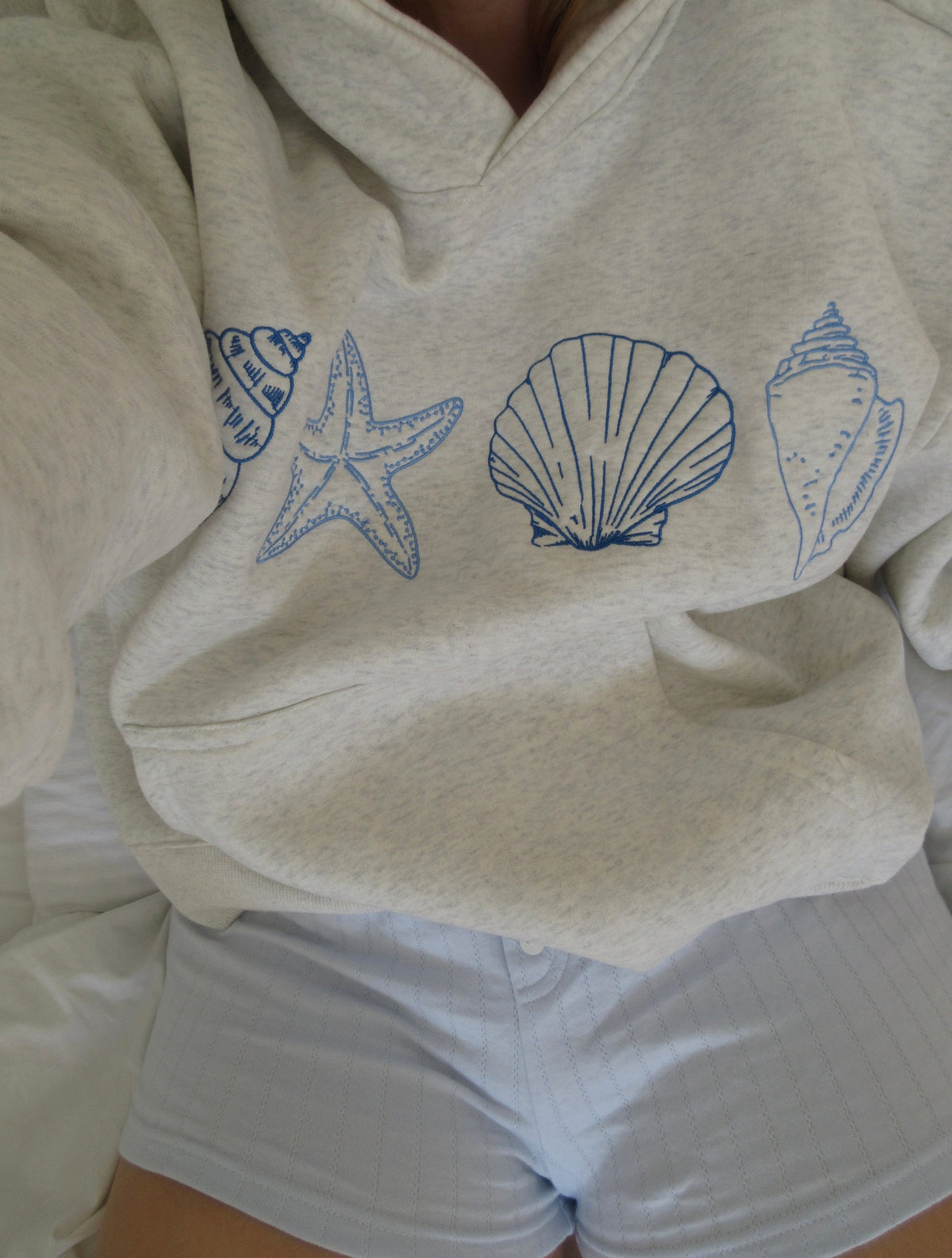 Ocenia Unisex sweatshirt with shells