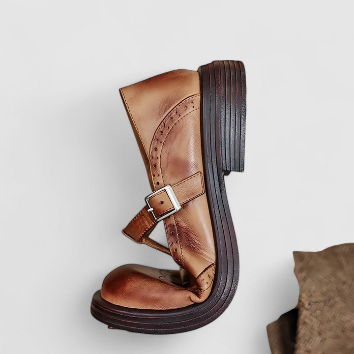 Marie Budapester schoenen met riempjes
